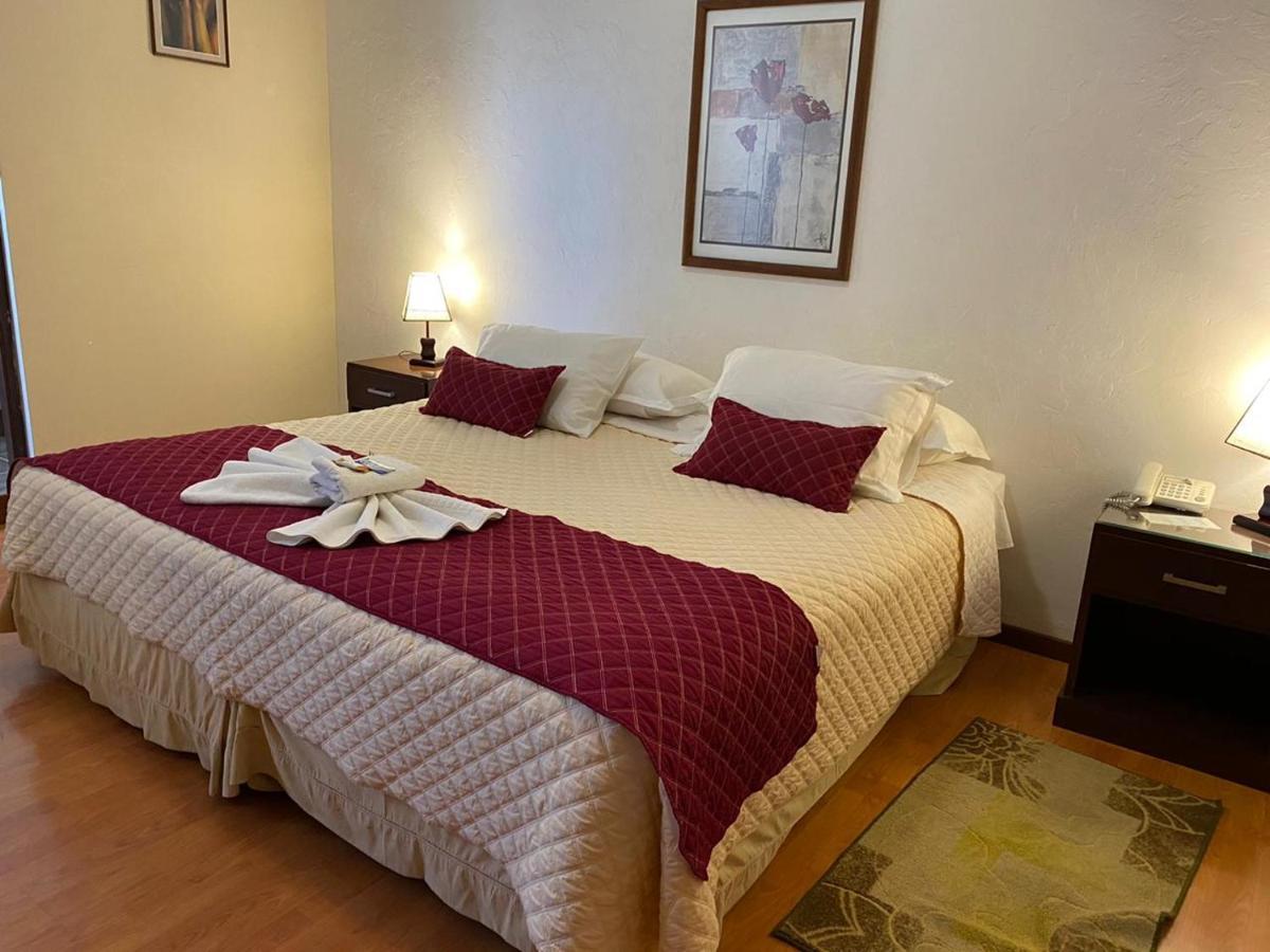 Hotel Granny Tarija Kültér fotó